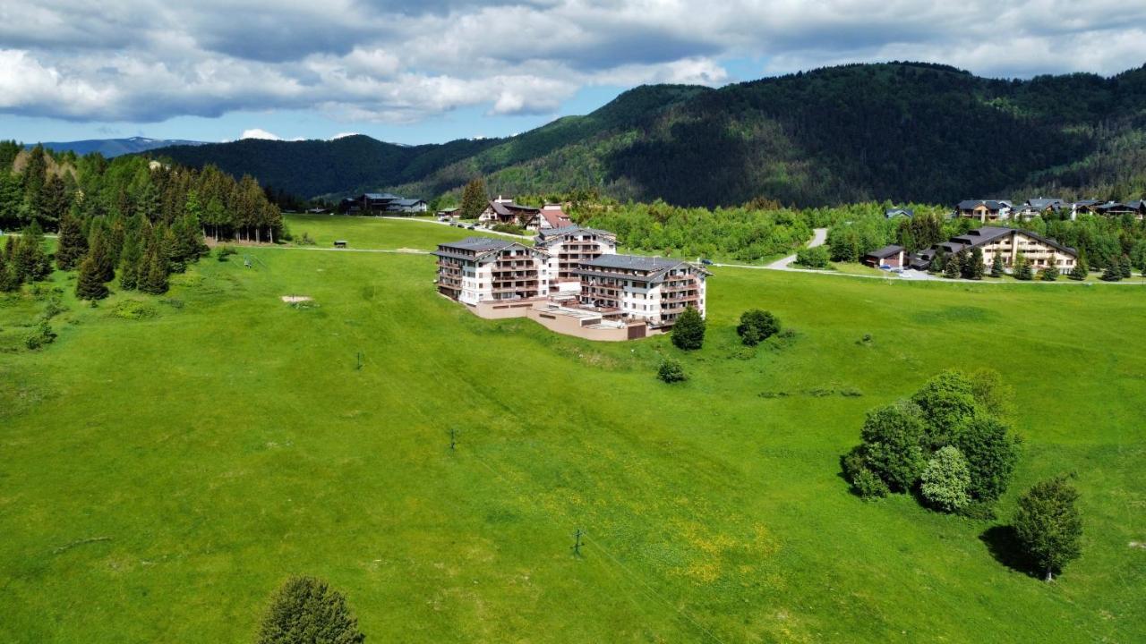 Mj Apartments Panorama Доновали Екстериор снимка