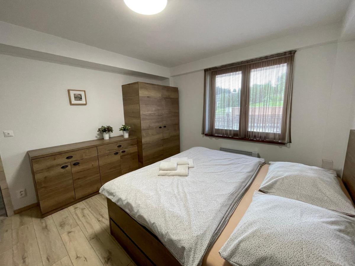 Mj Apartments Panorama Доновали Екстериор снимка