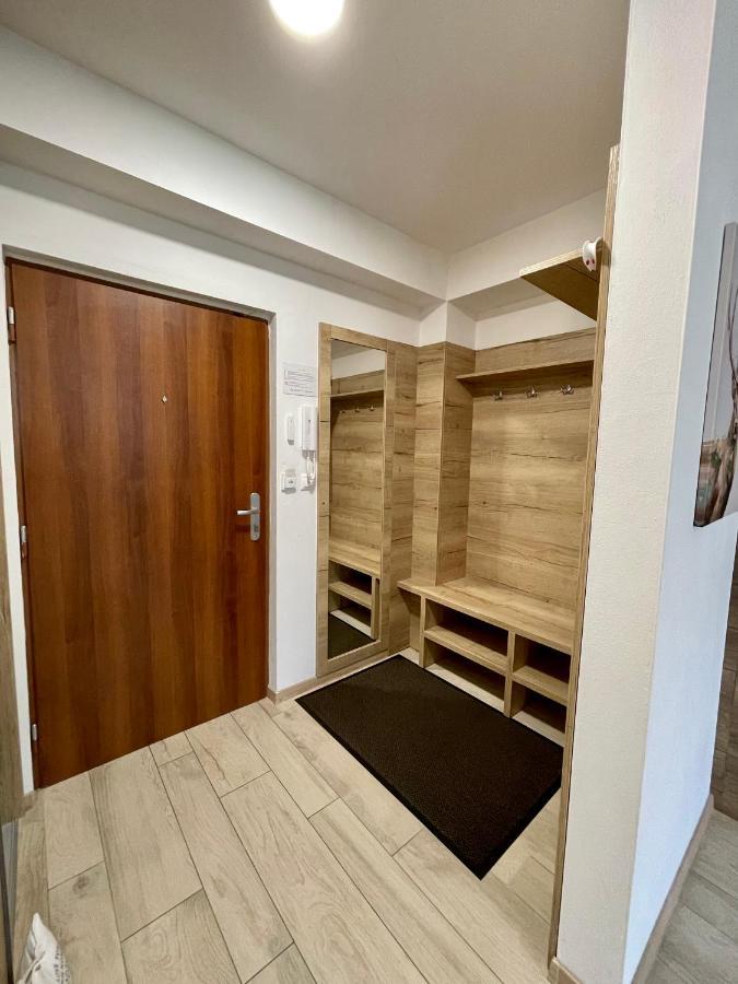 Mj Apartments Panorama Доновали Екстериор снимка