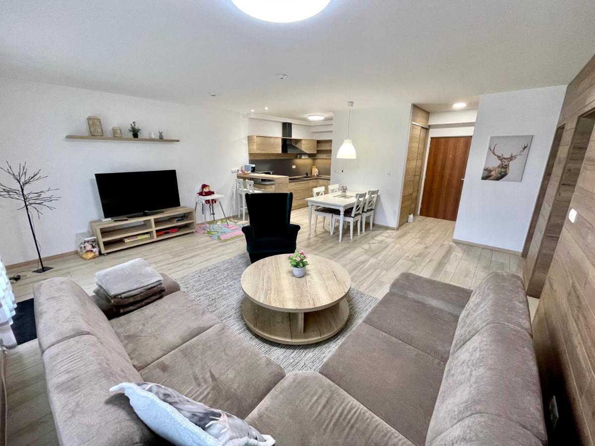 Mj Apartments Panorama Доновали Екстериор снимка