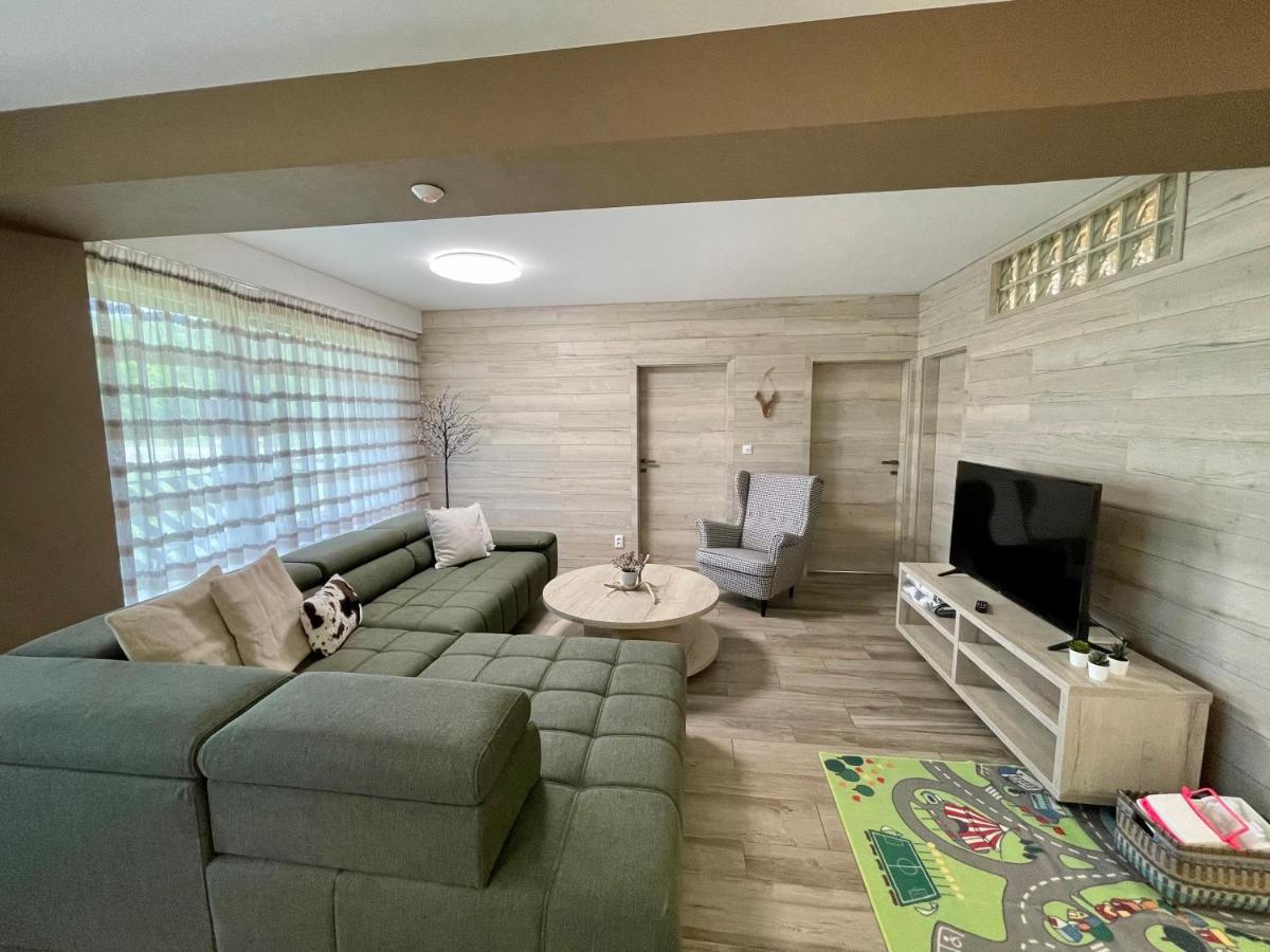Mj Apartments Panorama Доновали Екстериор снимка