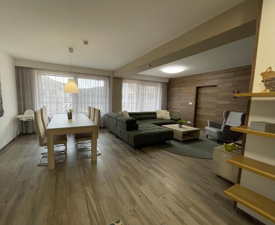Mj Apartments Panorama Доновали Екстериор снимка