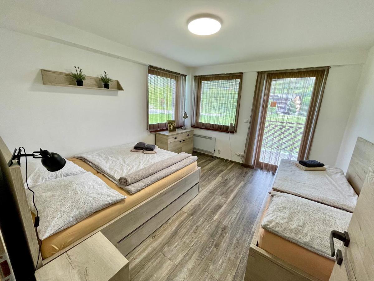 Mj Apartments Panorama Доновали Екстериор снимка