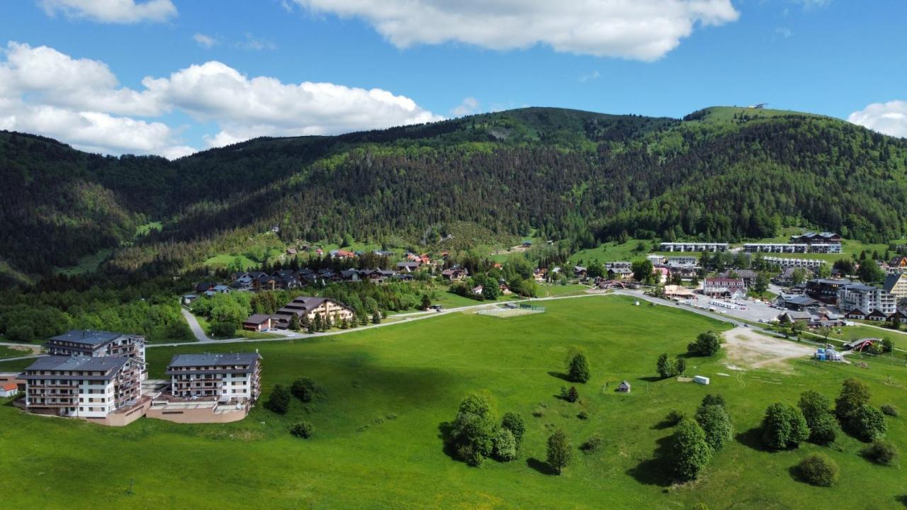 Mj Apartments Panorama Доновали Екстериор снимка