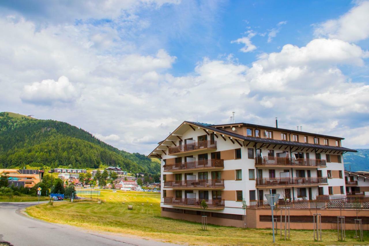 Mj Apartments Panorama Доновали Екстериор снимка