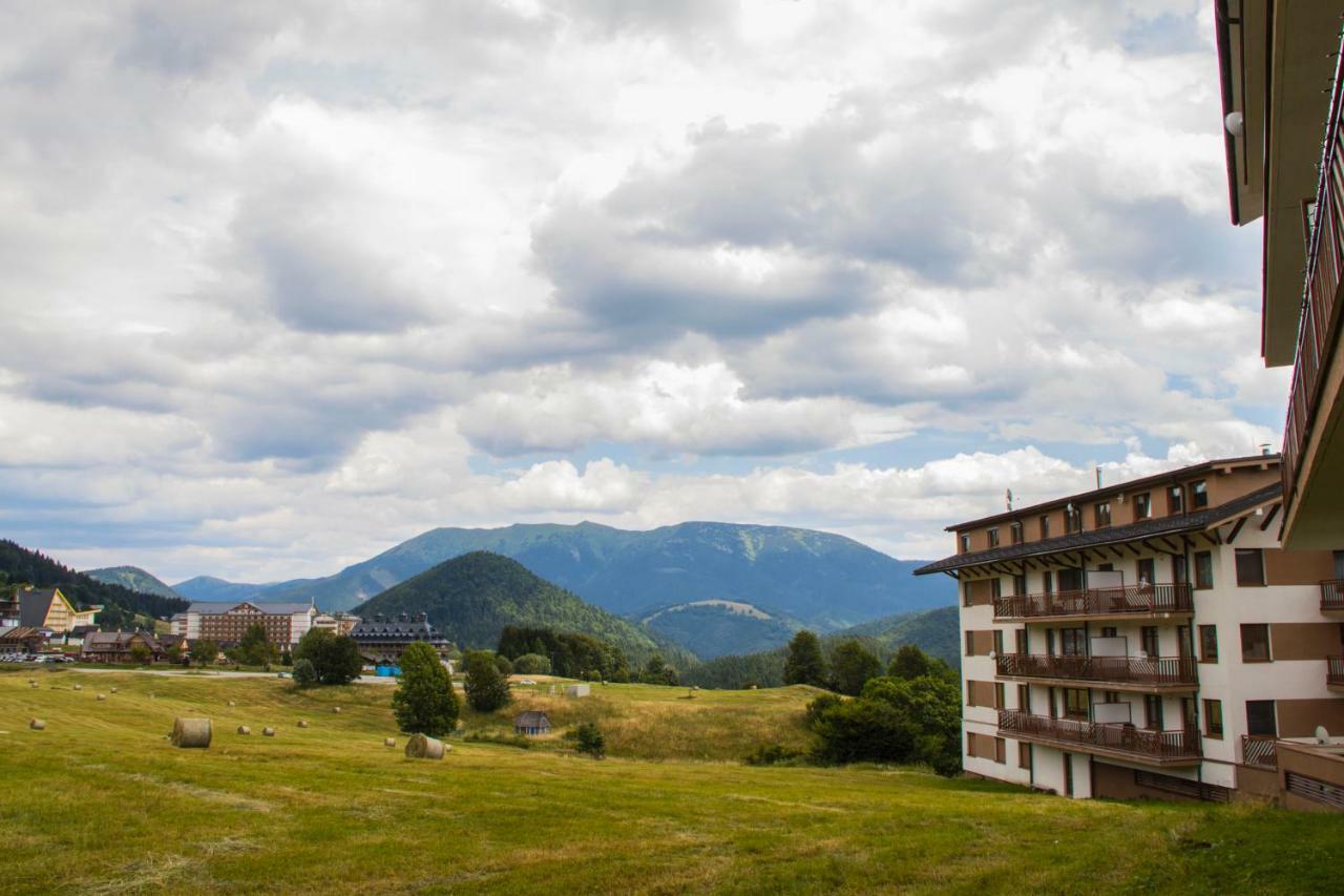 Mj Apartments Panorama Доновали Екстериор снимка